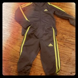 🦋2T jogging suit